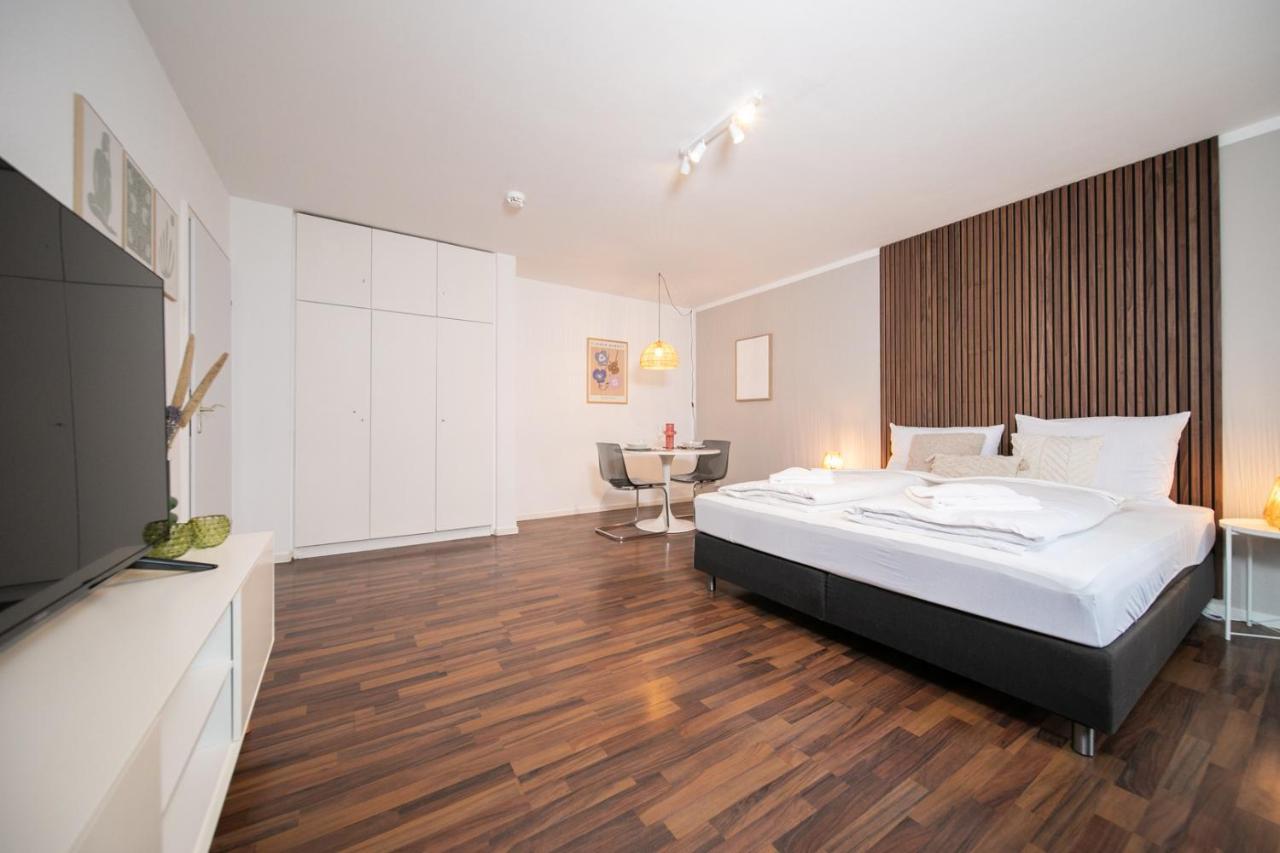 Favorite Stays - Suite And More - Westfeld Нойс Экстерьер фото